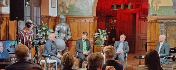 Podiumsgespräch bei einer Veranstaltung der AOK Mittlerer Oberrhein
