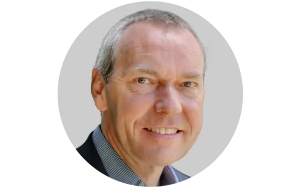 Dr. Holger Pressel leitet die Stabsstelle Politik, Verbände & Gremienmanagement bei der AOK Baden-Württemberg. Nebenberuflich ist er Lehrbeauftragter an mehreren Hochschulen sowie Autor von Fachliteratur