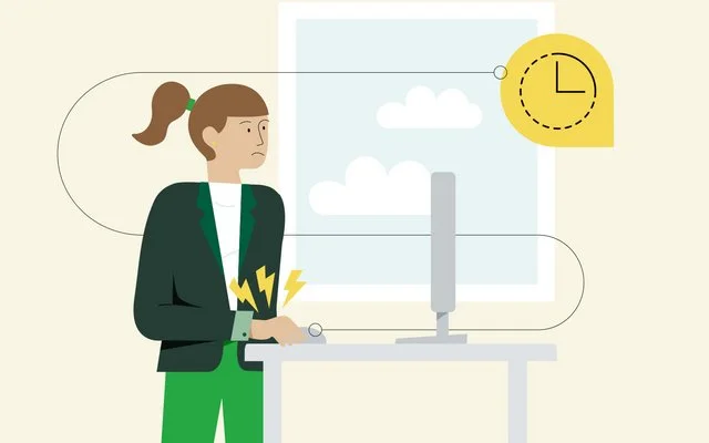 Illustration: Frau arbeitet am Computer