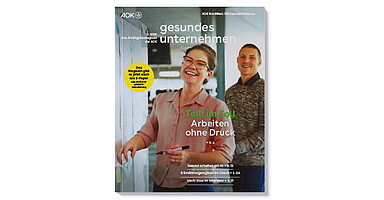 gesundes unternehmen Ausgabe 3-2026: zwei Personen vor Whiteboard. gesundes unternehmen Ausgabe 3-2026: zwei Personen vor Whiteboard.