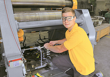 Insgesamt zwölf verschiedene Ausbildungsberufe hat BUTTING im Programm, darunter zum Beispiel Industriemechaniker. Insgesamt zwölf verschiedene Ausbildungsberufe hat BUTTING im Programm, darunter zum Beispiel Industriemechaniker.