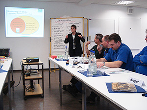 BGM-Seminar Mitarbeiter und Referentin beim BGM-Seminar