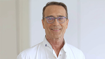 Experteninterview: Dr. Matthias Riedl ist einer der NDR-Ernährungs-Docs, die regemäßig im Fernsehen zum Thema gesunde Ernährung aufklären. Experteninterview: Dr. Matthias Riedl ist einer der NDR-Ernährungs-Docs, die regemäßig im Fernsehen zum Thema gesunde Ernährung aufklären.