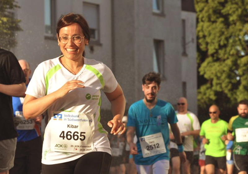 Firmenlauf: stärkt den Zusammenhalt und die Motivation im Team. Firmenlauf: stärkt den Zusammenhalt und die Motivation im Team.