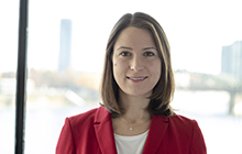 Portrait Regina Flake Dr. Regina Flake, KOFA (Kompetenzzentrum Fachkräftesicherung)