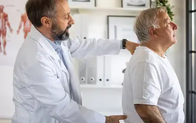 Rückenbehandlung (Symbolfoto)