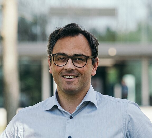 Professor Christian Karagiannidis