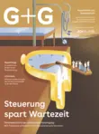Titelbild der Zeitschrift "G+G – Gesundheit und Gesellschaft", Ausgabe 3/2025. Das Cover zeigt eine surrealistische Illustration: Ein Untersuchungszimmer mit einer Liege und einem Stethoskop. Im Vordergrund eine geschmolzene Taschenuhr, die wie eine Brücke dient. Auf ihrem Minutenzeiger stehen Menschen, darunter Ärztinnen, Ärzte und eine Person im Rollstuhl, die darauf warten, voranzukommen. Im unteren Bildbereich steht in großer Schrift: „Steuerung spart Wartezeit“. Darunter der Untertitel: „Terminservice in der ambulanten Versorgung: Wie Patienten schneller in die Facharztpraxis kommen“. Auf der linken Seite Hinweise auf weitere Inhalte: „Reportage: So schützt sich Indien vor der Kinderlähmung“ und „Interview: Datenschutzbeauftragte Specht-Riemenschneider sucht den Dialog“.