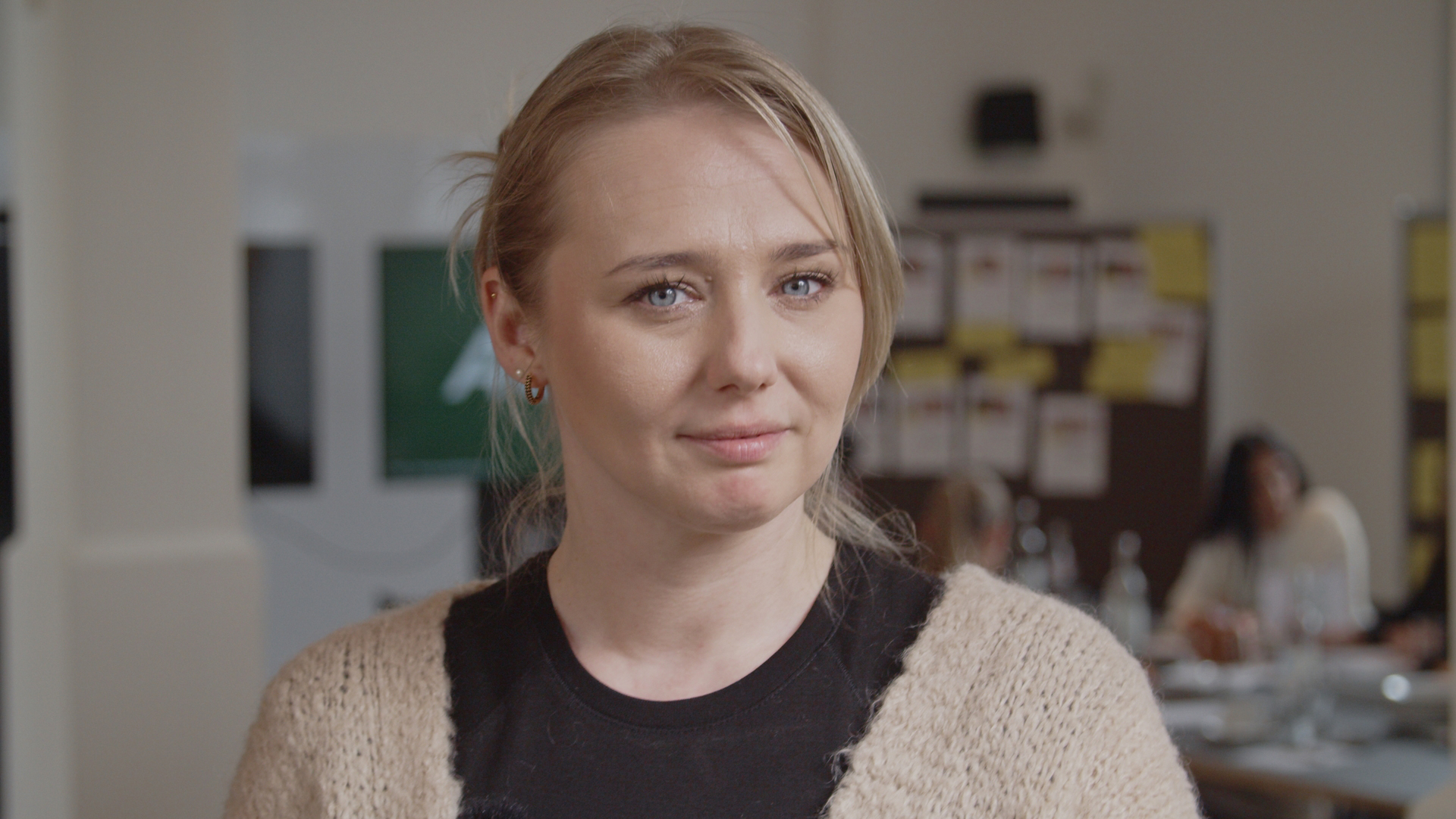 Porträt der ehemaligen Einzelhandelskauffrau Irina.