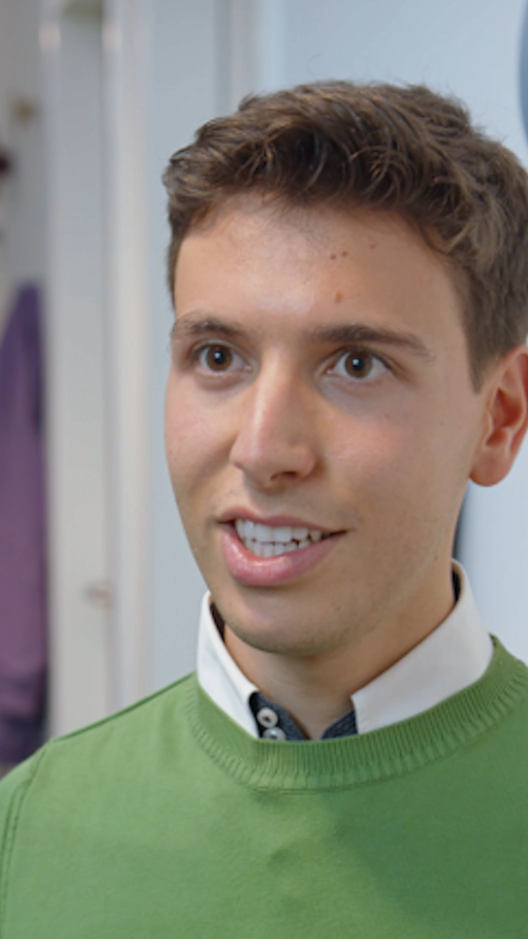 Porträt von Benito, Azubi bei der AOK Baden-Würrtemberg