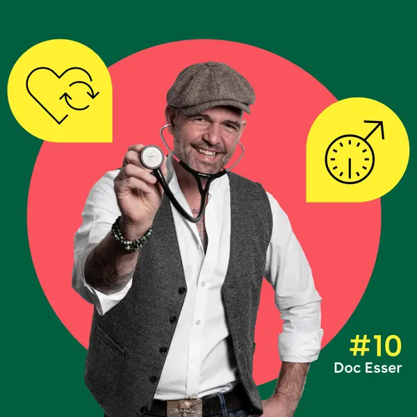 In der Mitte ist ein Foto von Doc Esser mit Schirmmütze und Stethoskop zu sehen. Links und rechts sind gelbe Sprechblasen mit einfachen, einfarbigen Symbolen zu sehen: links eine Herzzeichnung, rechts ein Männersymbol und eine Uhr.