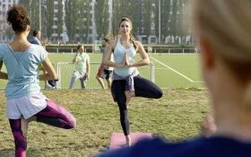 Gruppe beim Sport.