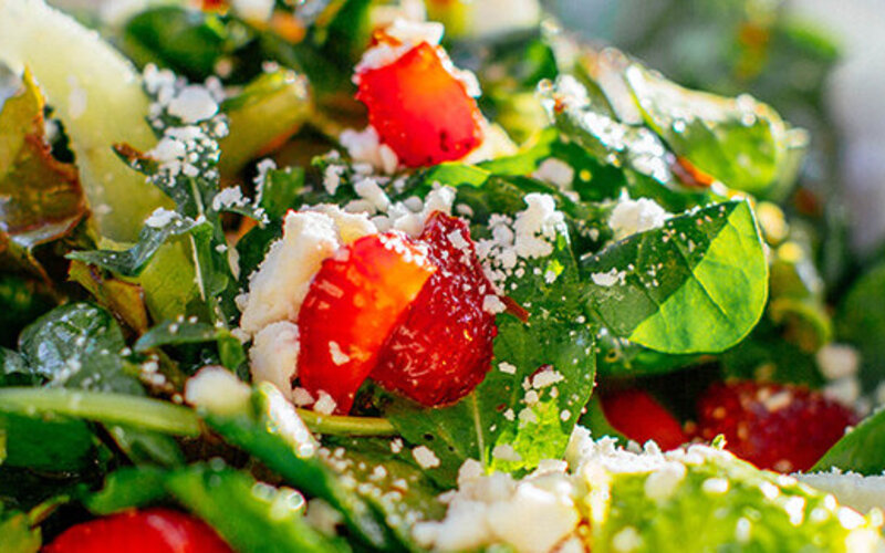 Es muss nicht immer das klassische Salat-Rezept sein, es geht auch abwechslungsreicher.