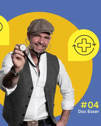 In der Mitte ist ein Foto von Doc Esser mit Schirmmütze und Stethoskop zu sehen. Illustrationen daneben zeigen ein schlagendes Herz und ein Kreuz mit zwei umkreisenden Pfeilen.