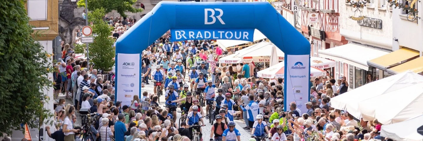 Bilder von Radfahrenden bei der BR Radltour