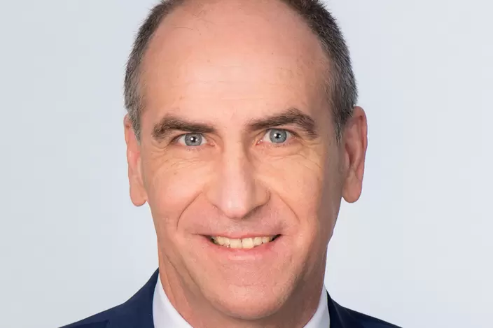 Auf dem Bild ist Detlef Lamm zu sehen.