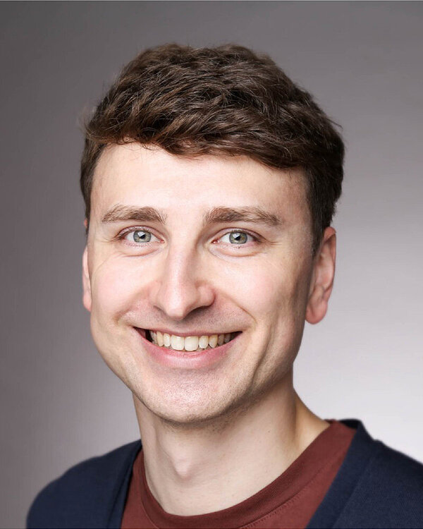 Hannes Johne lächelt in die Kamera