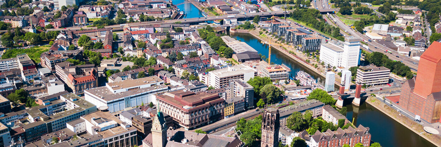 Skyline der Stadt Duisburg in Deutschland