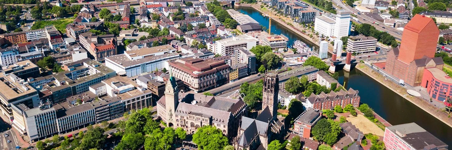 Skyline der Stadt Duisburg in Deutschland
