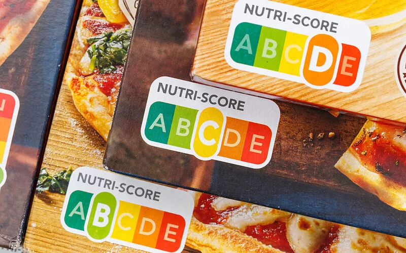 Der Nutri-Score bzw. die Lebensmittelampel dient zur Lebensmittelkennzeichnung.