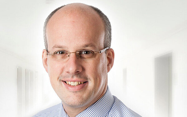Dr. med. Michael Lichtenberg, Chefarzt der Klinik für Angiologie am Klinikum Arnsberg und Präsident der Deutschen Gesellschaft für Angiologie