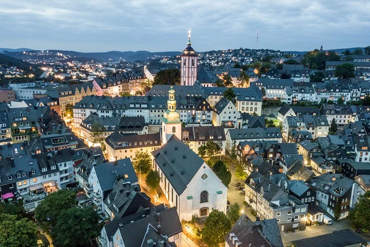 Alte Stadt Siegen in der Nacht, Deutschland