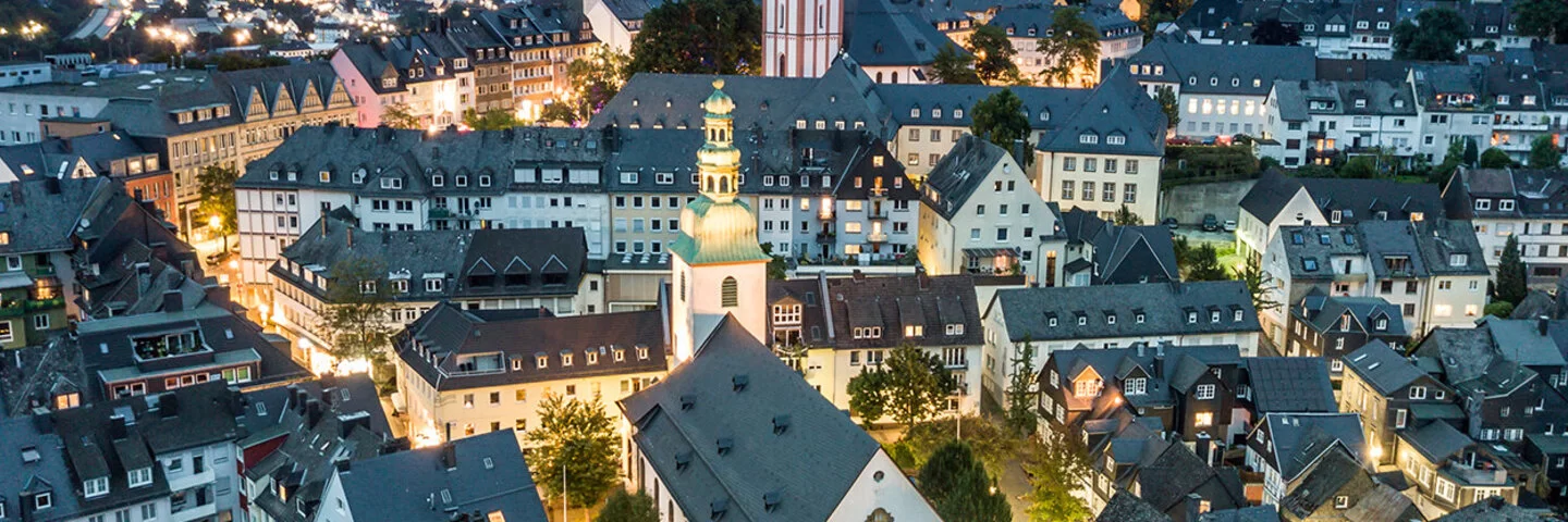 Alte Stadt Siegen in der Nacht, Deutschland