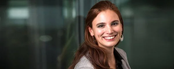 Porträt von Prof. Dr. Jeanine Grütter.