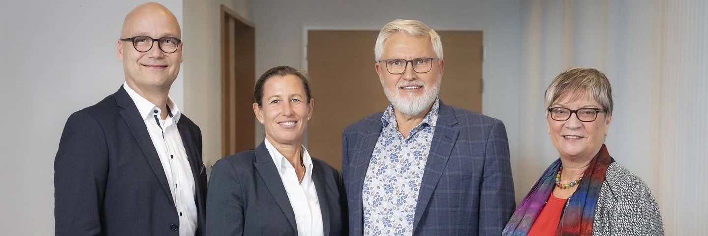 Auf dem Bild sind zu sehen (von links): Marcel Christmann, Franziska Sobik, Olaf Woggan und Annette Düring.
