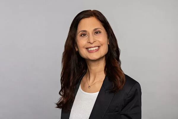 Dr. Mariam Yakin - Teamleiterin Serviceteam Fachärzte, Fachärztin für Kinder- und Jugendmedizin