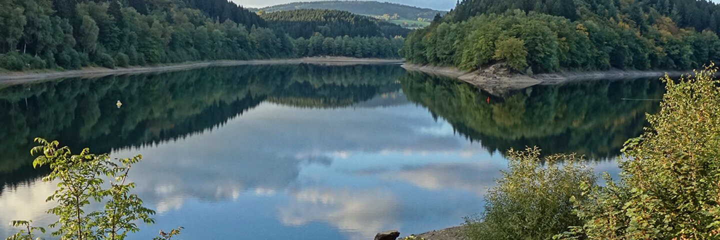 Aggertalsperre-Stausee der Agger bei Gummersbach, Oberbergischer Kreis, Deutschland