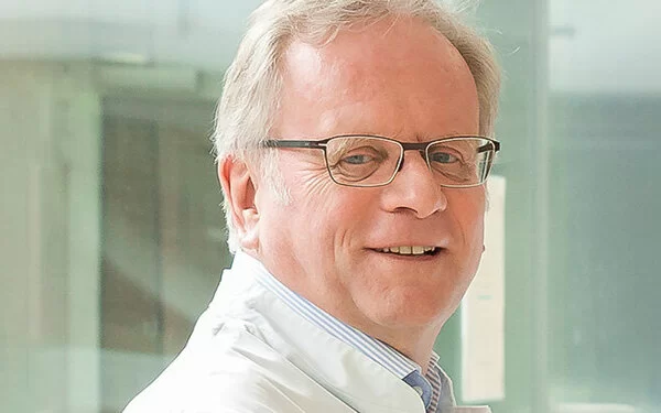 Univ.-Prof. Dr. Michael Stöckle, Direktor der Klinik für Urologie und Kinderurologie in Homburg/Saar