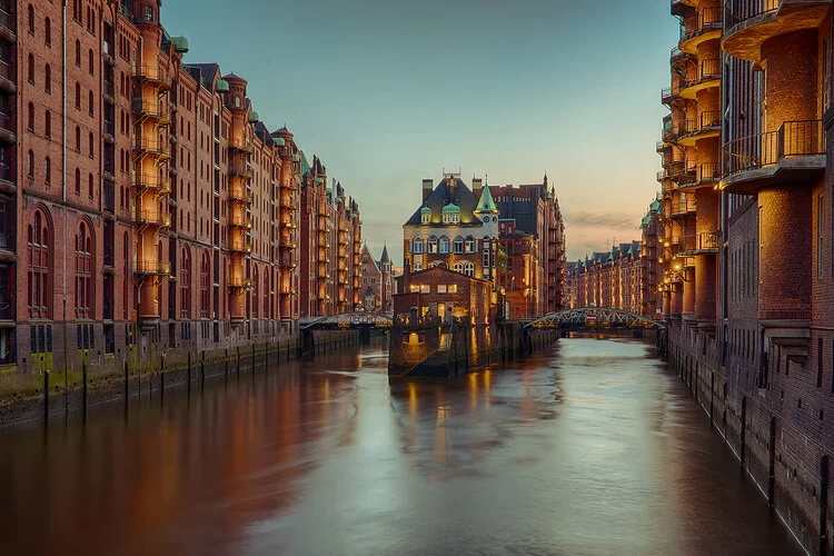 Alte Speicherstadt und Fleete in Hamburg.