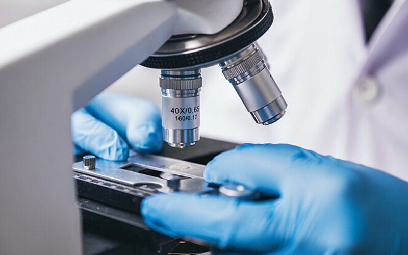 Pap-Abstrich: So wichtig ist Gebärmutterhalskrebs-Vorsorge