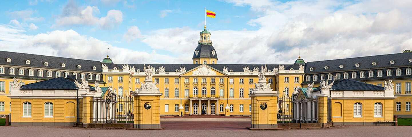 Berühmtes Schloss in Karlsruhe