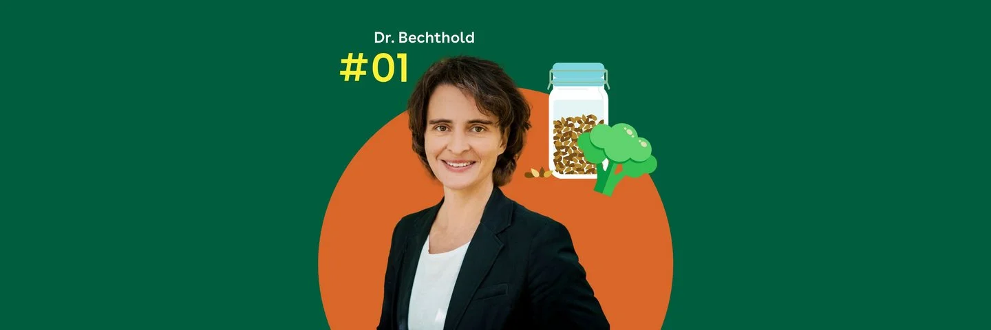 Dr. Angela Bechthold steht vor einem grünen Hintergrund. Neben ihr eine Grafik mit einem Glas und Brokkoli.