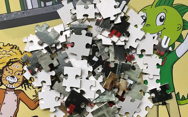 Ein Haufen Puzzleteile