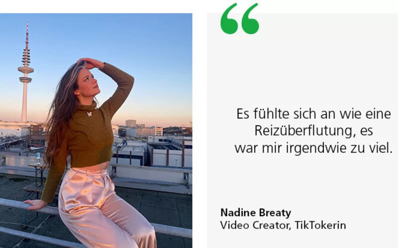 Nadine Breaty bei einem Fotoshooting in Berlin mit dem Fernsehturm im Hintergrund.