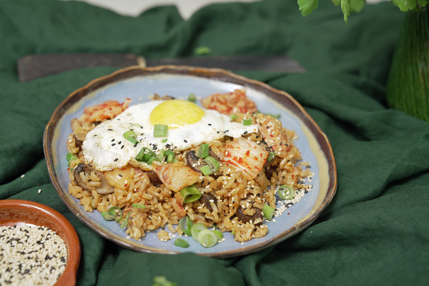 Achim Wow Kimchi Fried Rice | momogo | Wolt, image size:1440x960
