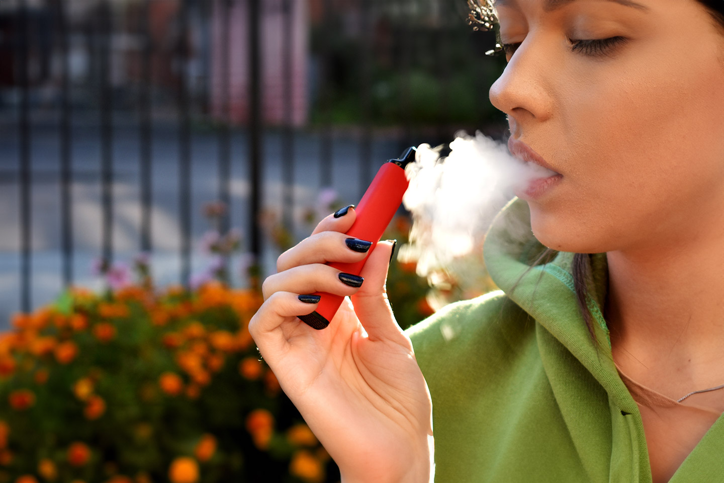vapes schädlich Gefahren von Vapes und E-Zigaretten main image 0