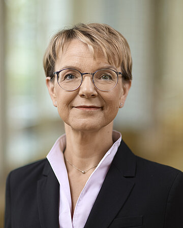 Foto: Katja Kohfeld, Parlamentarische Staatssekret&auml;rin im Bundesgesundheitsministerium.