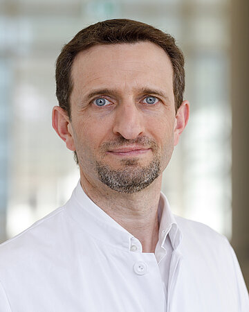 Foto: Prof. Dr. med. Thorsten Brenner, Direktor der Klinik f&uuml;r An&auml;sthesiologie und Intensivmedizin des Universit&auml;tsklinikums Essen.