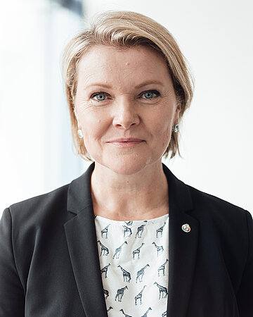 Foto: Portr&auml;tbild von Andrea Schmidt-Rumposch, Pflegedirektorin/Vorstand an der Universit&auml;tsmedizin Essen.