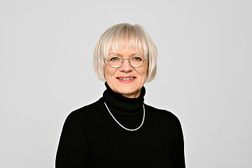 Porträt: Dr. Sabine Richard - Geschäftsführerin Versorgung 