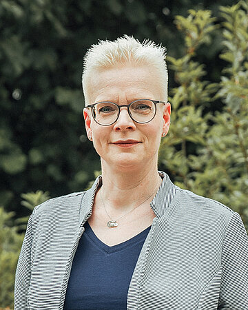 Foto: Portr&auml;t von Dr. Kristina B&ouml;hm, Vorsitzende des Bundesverbandes der &Auml;rztinnen und &Auml;rzte des &Ouml;ffentlichen Gesundheitsdienstes (BV&Ouml;GD).