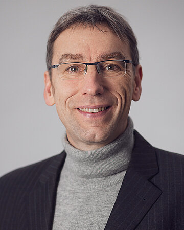 Foto: Prof. Dr. Alfons Hollederer Professor f&uuml;r Theorie und Empirie des Gesundheitswesens an der Universit&auml;t Kassel.