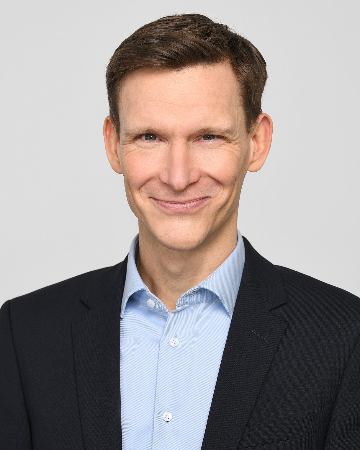 Porträt: Dr. David Scheller-Kreinsen, stellvertretender Geschäftsführer des Wissenschaftlichen Instituts der AOK (WIdO)