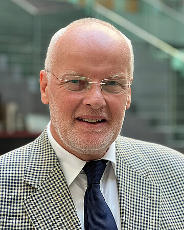 Portr&auml;t von Joachim Maurice Mielert, Generalsekret&auml;r des Aktionsb&uuml;ndnis Patientensicherheit