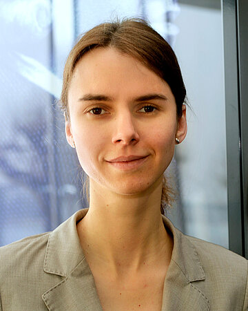 Foto: Dr. Andrea Hammermann, Senior Economist f&uuml;r Personal&ouml;konomie am Institut der deutschen Wirtschaft.