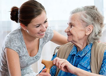 PM Foto AOK Bayern unterstützt Forschung zur Gesundheitsförderung pflegender Angehöriger